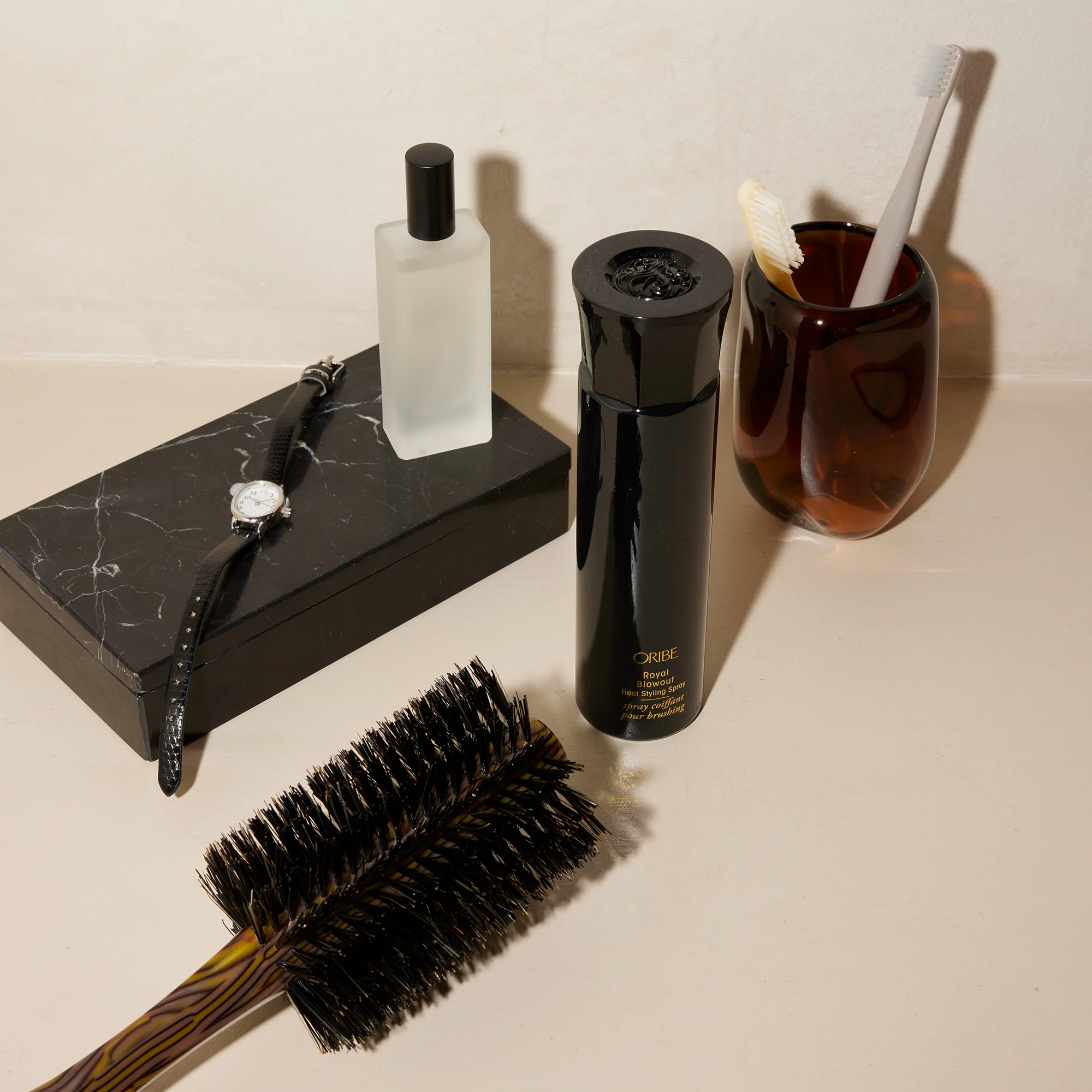 Spray Royal Blowout Heat Styling 175ml- Oribe – Image 5