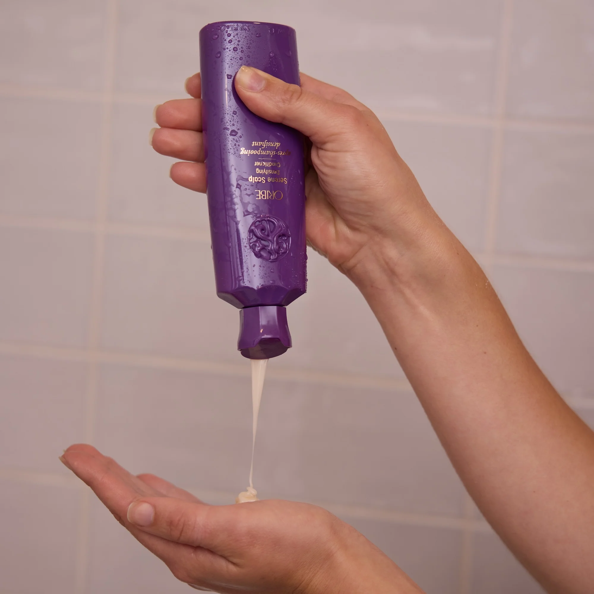 Revitalisant Densifiant Serene Scalp 175ml- Oribe – Image 2